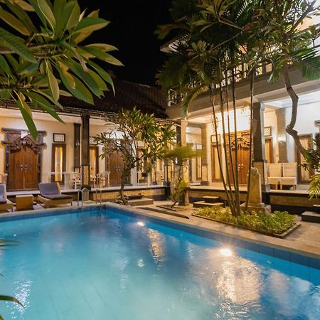 The Mel Homestay Batununggul Екстериор снимка