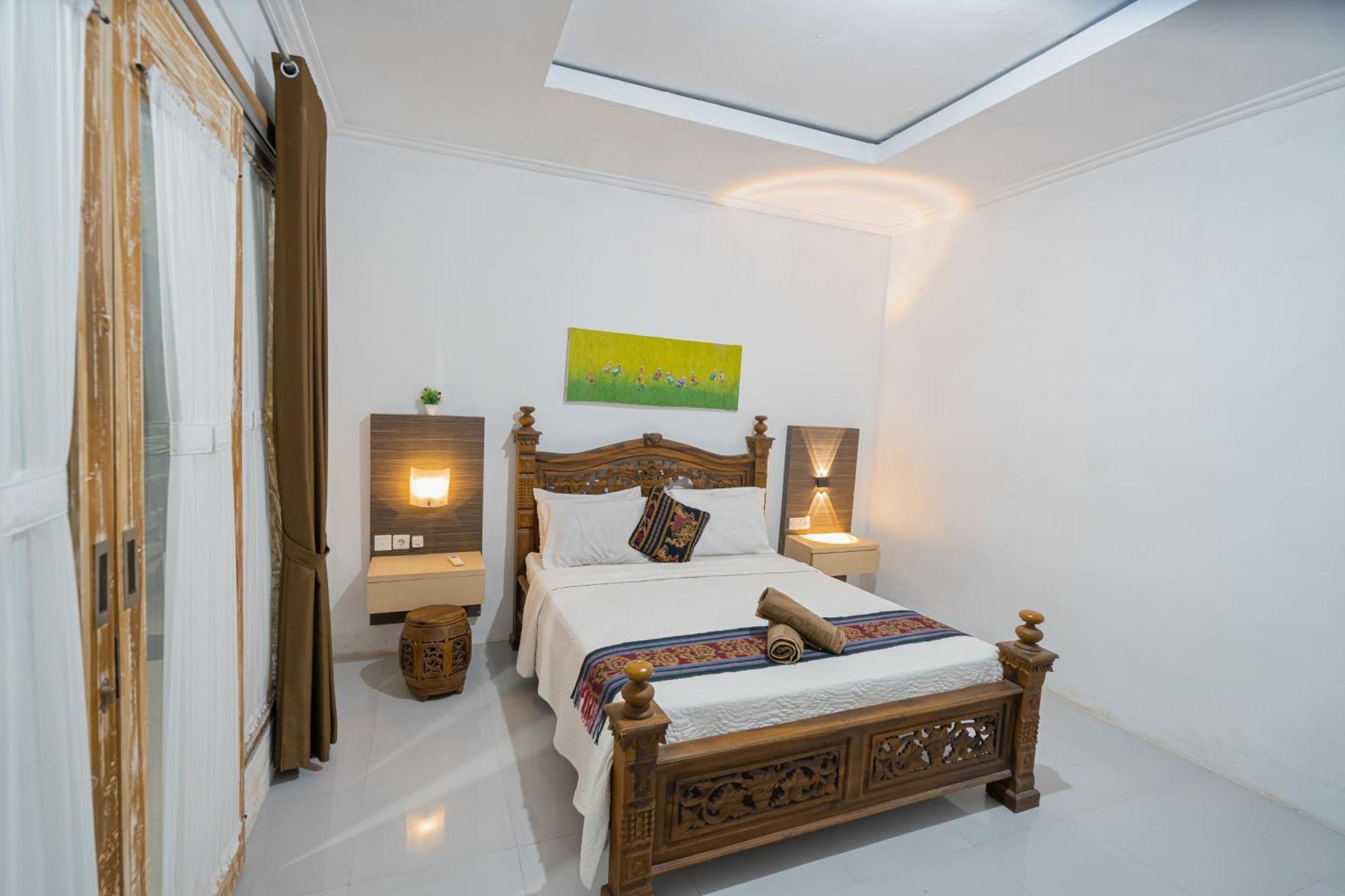 The Mel Homestay Batununggul Екстериор снимка