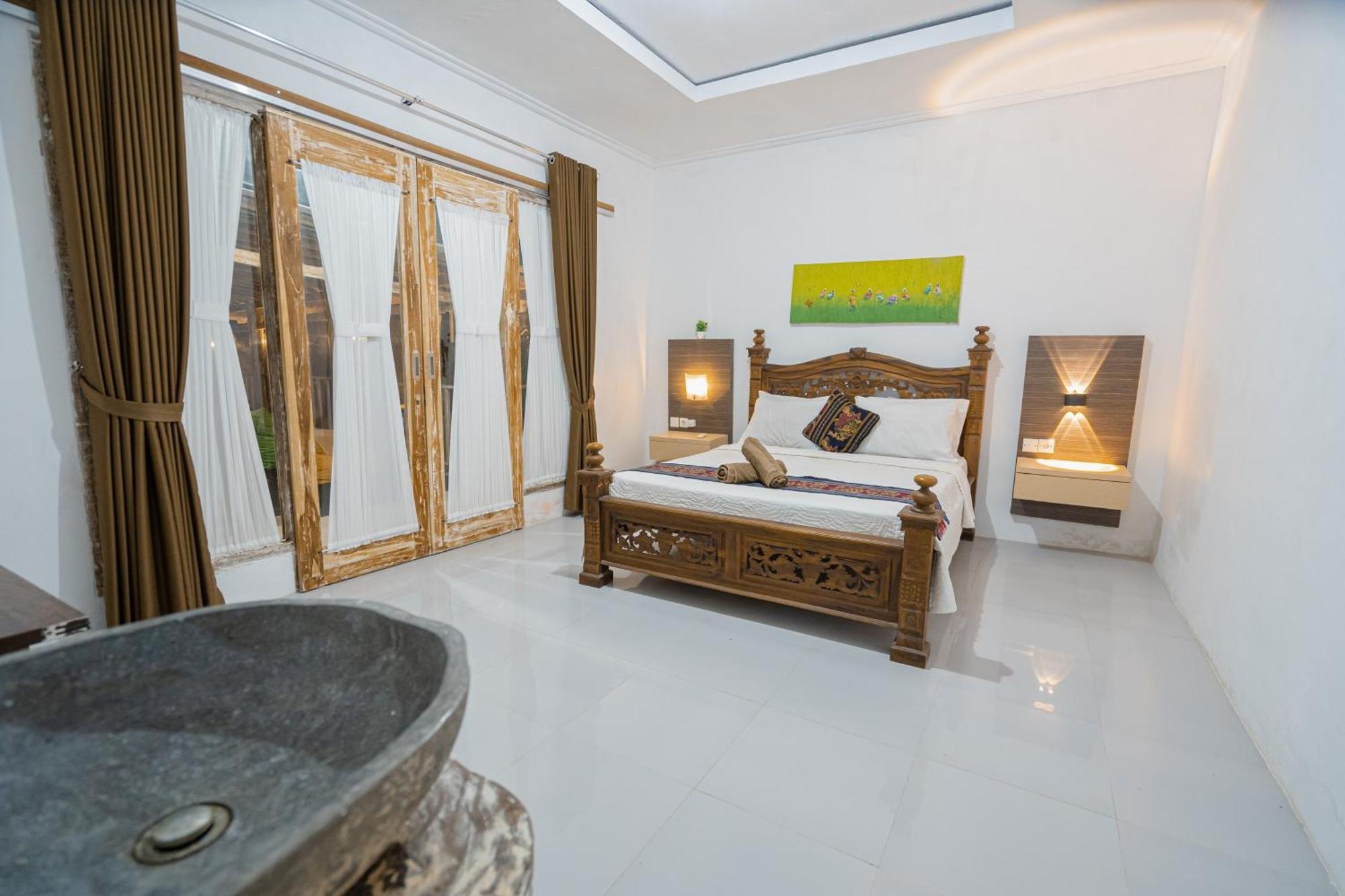 The Mel Homestay Batununggul Екстериор снимка