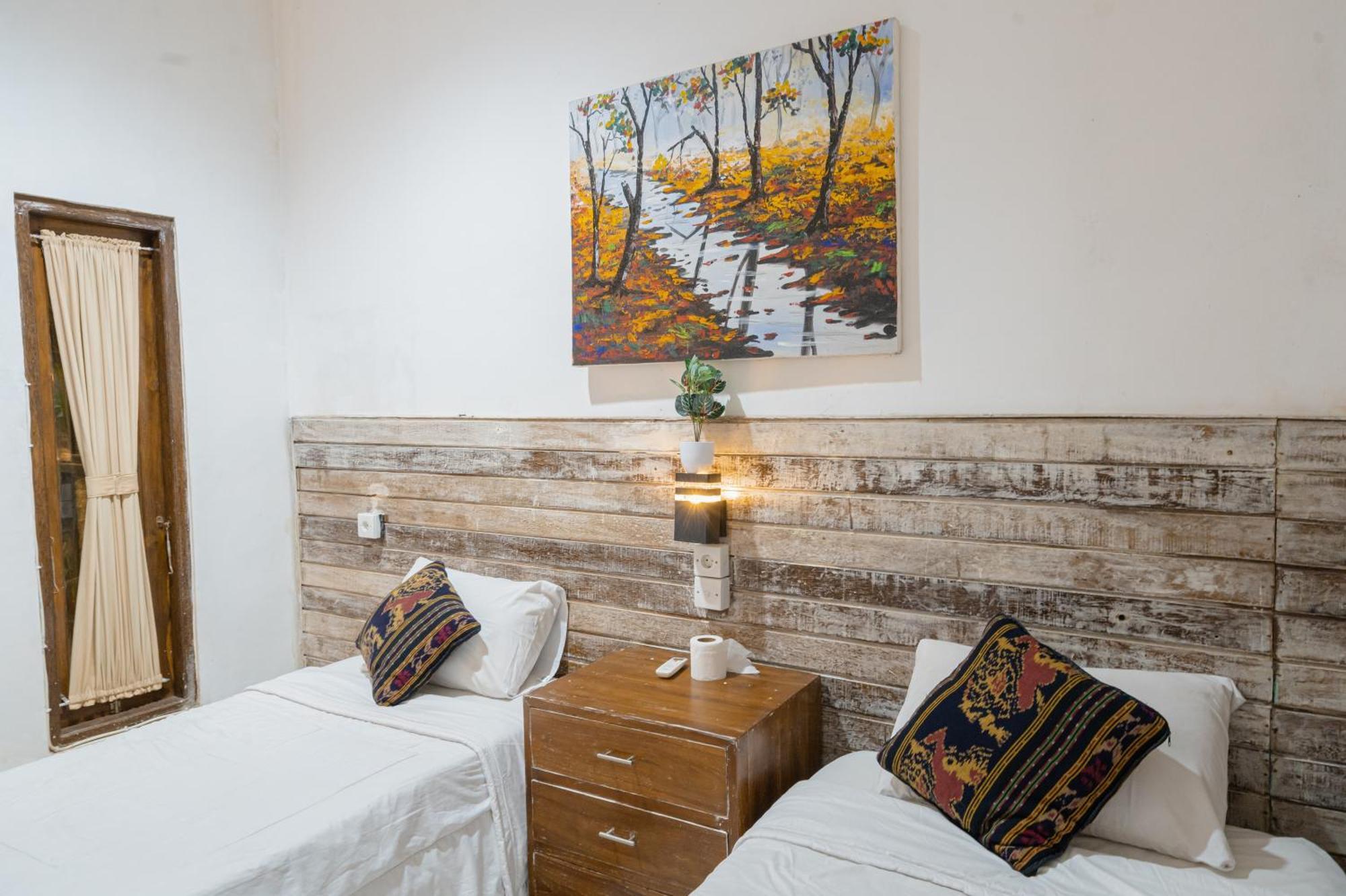 The Mel Homestay Batununggul Екстериор снимка